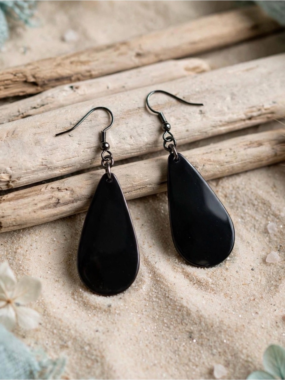 Ocean Noir Teardrop Earrings - Brown Lip Shell with Black Resin Backing